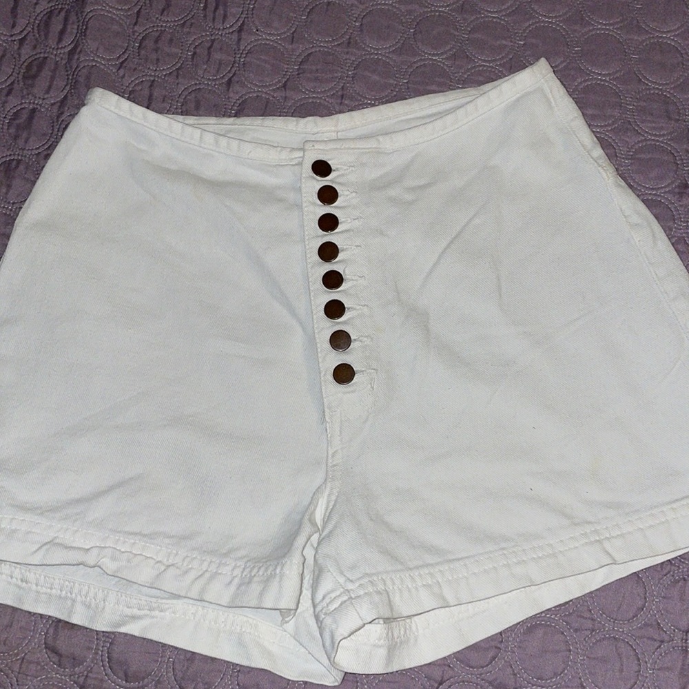 Cotton white shorts